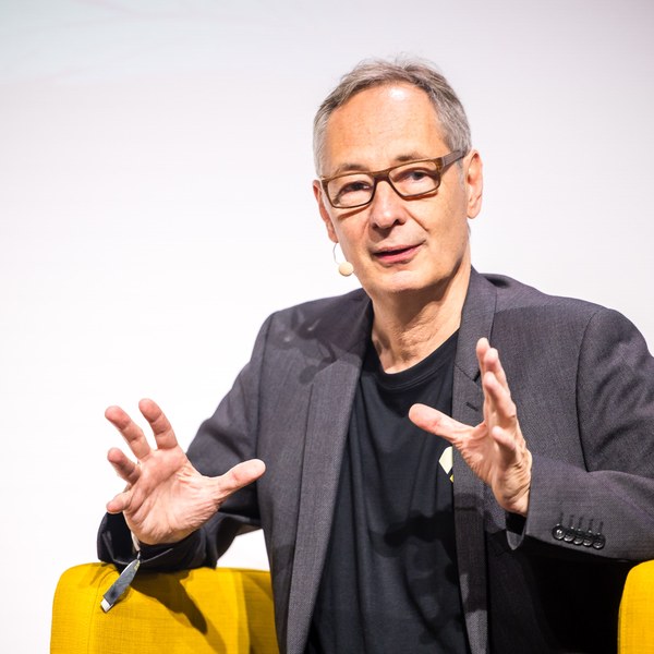 Heinz-Georg Geissler auf der Bühne, BdVM Vertriebsmanagementkongress 2026